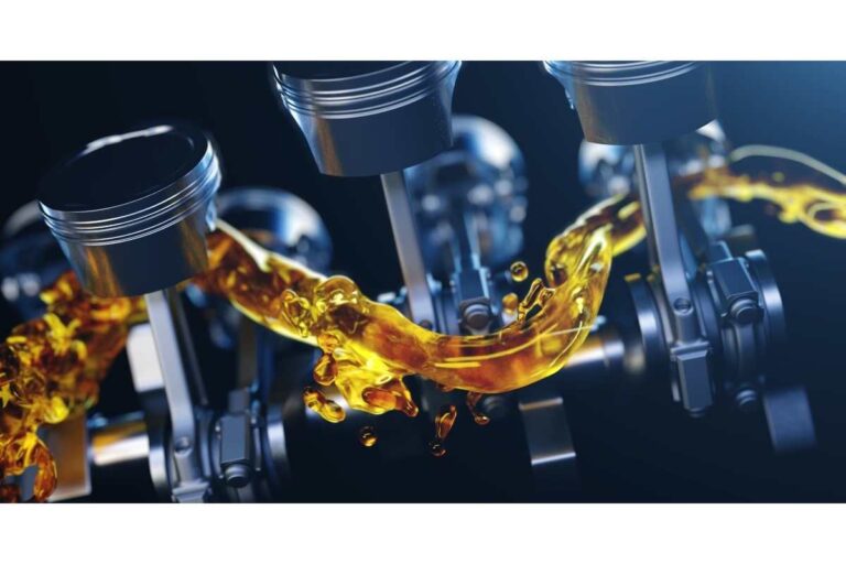 Motor Oil_ Its Role in the Automotive Industry’s Evolution