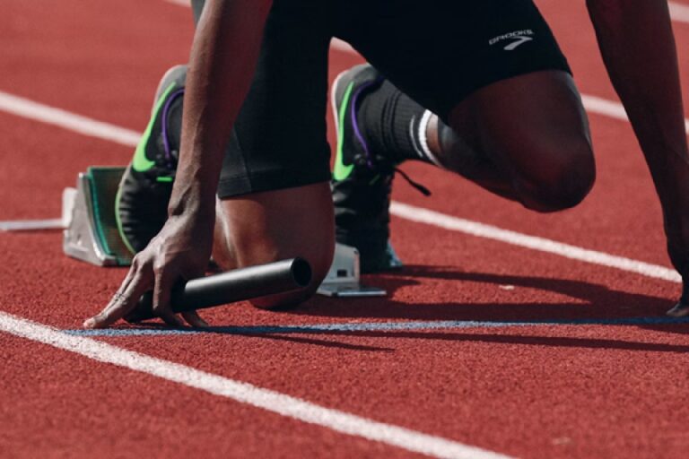 How Sports Medicine Helps Athletes Recover From Common Injuries