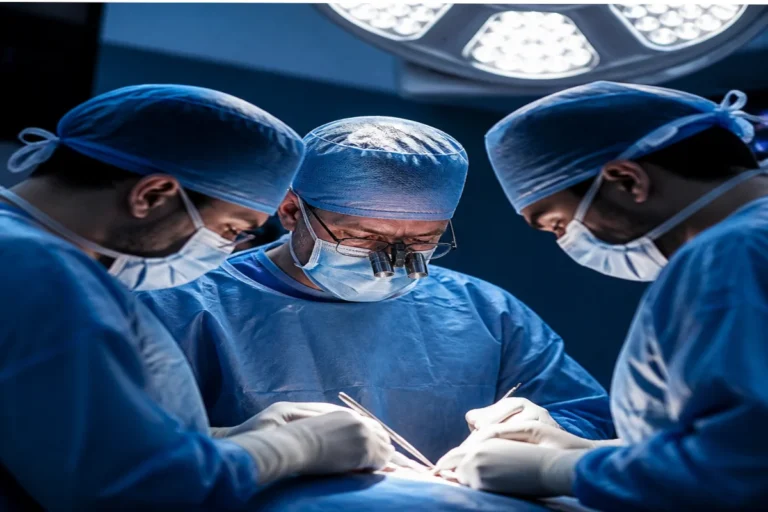 Understanding the Critical Role of Cardiovascular Surgeons in Modern Medicine